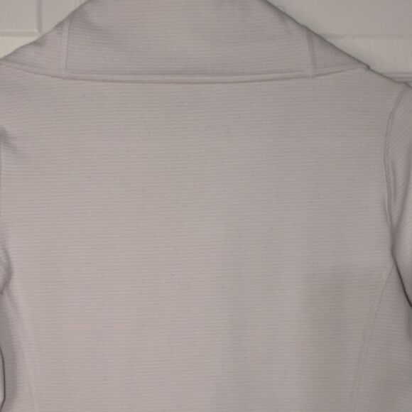 Lululemon Light Pale Pink/White Multi Zip-Up Jacket With Zippered Pockets. - Picture 11 of 14